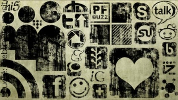 Warum das Social Web die Welt auf den Kopf stellt: Social Media (R)evolution Warum das Social Web die Welt auf den Kopf stellt: Social Media (R)evolution
