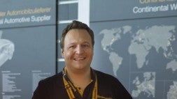 Social-Media-Interview: Dirk Rockendorf von Continental: „Wenn man mit Social Media Erfolg haben will, bedarf es eines Paradigmenwechsels” Social-Media-Interview: Dirk Rockendorf von Continental: „Wenn man mit Social Media Erfolg haben will, bedarf es eines Paradigmenwechsels”