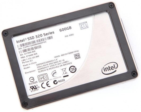 Der Preis-Leistungs-Tipp: Die ältere SSD-320-Serie von Intel besitzt zwar nicht den neusten Controller-Typ, aber eine gute Performance.