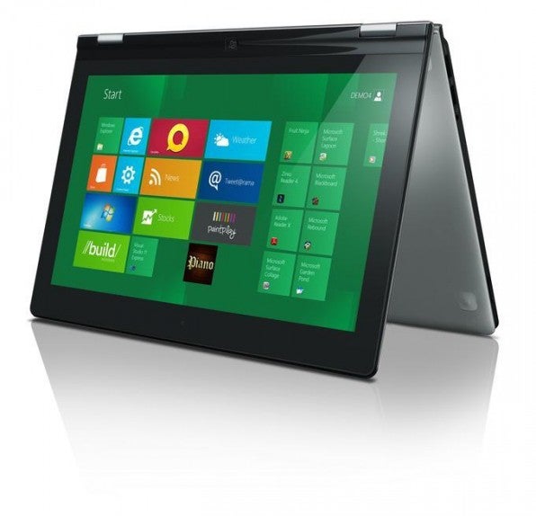 Lenovo zeigte auf der CES 2012 sein IdeaPad Yoga. Dieses Convertible-Gerät kann man sowohl als Tablet, als auch als Notebook verwenden. 