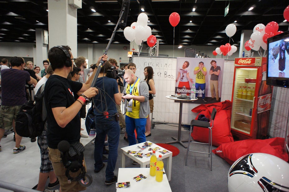 Beim Videoday auf der Gamescom 2012 trafen sich YouTube-Produzenten zum Austausch und für Interviews.