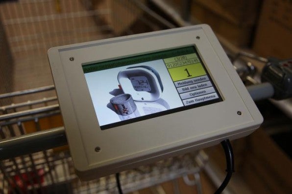 Im Lager setzt Arktis auf eine Kombination aus Pixi, Scan-to-Light und Tablets. Im Lager setzt Arktis auf eine Kombination aus Pixi, Scan-to-Light und Tablets.