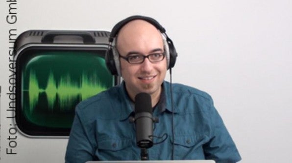„Bits und so“-Macher Timo Hetzel hat den Podcast zunächst querfinanziert. Mittlerweile hat er ein tragfähiges Geschäfsmodell entwickelt und widmet sich fast ausschließlich dem populären Tech-Podcast. „Bits und so“-Macher Timo Hetzel hat den Podcast zunächst querfinanziert. Mittlerweile hat er ein tragfähiges Geschäfsmodell entwickelt und widmet sich fast ausschließlich dem populären Tech-Podcast.