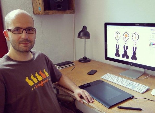 Hasenfarm-Gründer Henning Groß lagert viele Prozesse rund um sein Business ins Netz aus. Nur so kann er seinen Onlineshop zusätzlich zu seinem Job überhaupt stemmen. Hasenfarm-Gründer Henning Groß lagert viele Prozesse rund um sein Business ins Netz aus. Nur so kann er seinen Onlineshop zusätzlich zu seinem Job überhaupt stemmen.