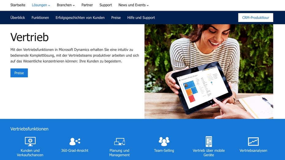 Mit Dynamics CRM schafft es auch Microsoft an die Spitze der CRM-Anbieter. Das System lässt sich nahtlos mit weiteren Microsoft-Produkten integrieren und kann On-Premise, On-Demand oder auch als Hybrid-Lösung eingesetzt werden.
