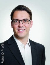 „Die Verbindung zwischen den Cloud-Diensten und dem eigenen Netzwerk sowie die Sicherheit der Datenübertragung muss stets gewährleistet sein“, erläutert Sebastian Bluhm, verantwortlich für Vertrieb und Marketing bei Profihost.com „Die Verbindung zwischen den Cloud-Diensten und dem eigenen Netzwerk sowie die Sicherheit der Datenübertragung muss stets gewährleistet sein“, erläutert Sebastian Bluhm, verantwortlich für Vertrieb und Marketing bei Profihost.com