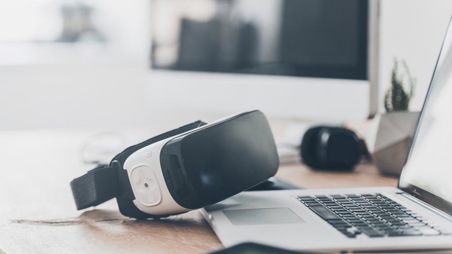Virtual-Reality-Projekte erstellen: So geht’s mit Vue.js und A-Frame Virtual-Reality-Projekte erstellen: So geht’s mit Vue.js und A-Frame