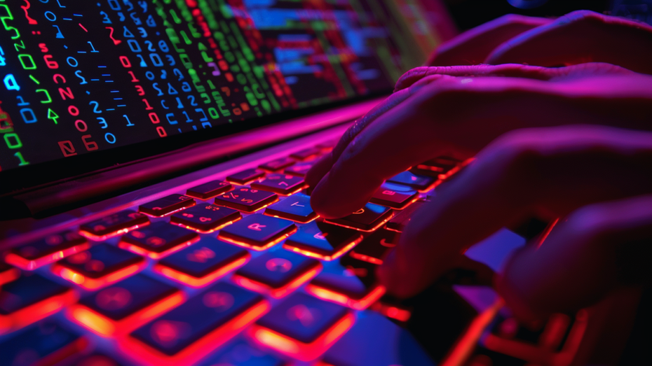 Schatten-IT: Wenn das Team den Tech-Stack einfach selbst erweitert Schatten-IT: Wenn das Team den Tech-Stack einfach selbst erweitert