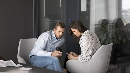 Sollte ChatGPT wirklich ein Schiedsrichter in Diskussionen sein?