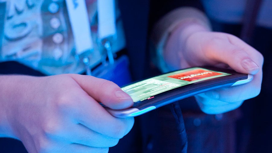 Nokia Kinetic-Prototyp: Biegsame Smartphones bis 2014 Nokia Kinetic-Prototyp: Biegsame Smartphones bis 2014