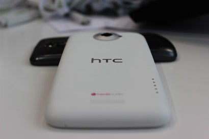 HTC-One-X-back2