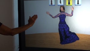 Virtuelle Umkleidekabine: Klamotten mit 3D-Tracking im Intel Magic Mirror anprobieren