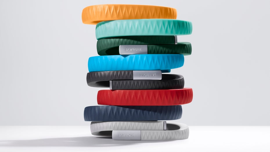 Das Jawbone UP gibt es in vielen Farben und drei verschiedenen Größen. (Foto: Jawbone)