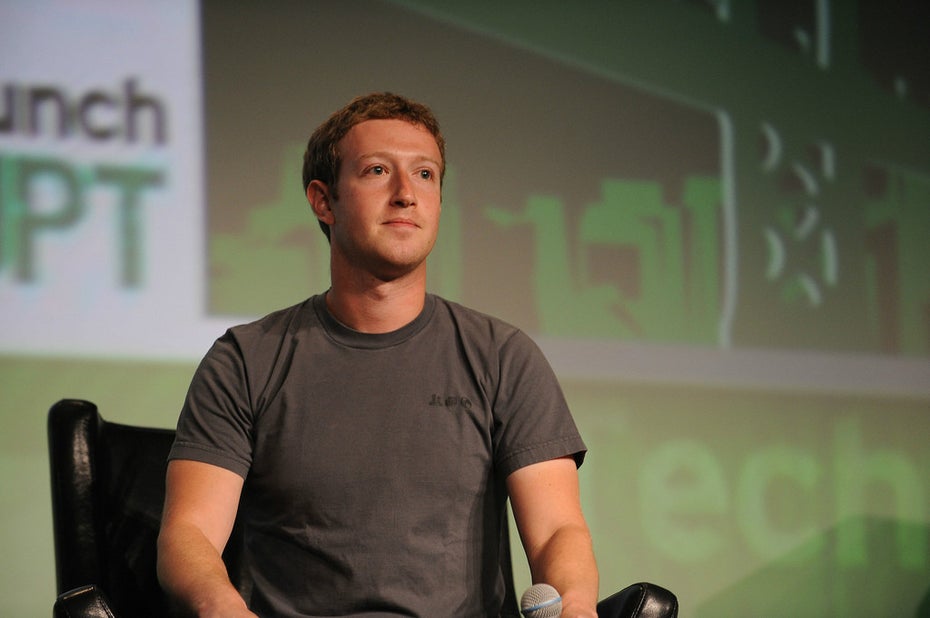 Genießt kein Vertrauen bei Facebook- und WhatsApp-Nutzern: Mark Zuckerberg. Foto: TechCrunch – via flickr , Lizenz CC BY 2.0