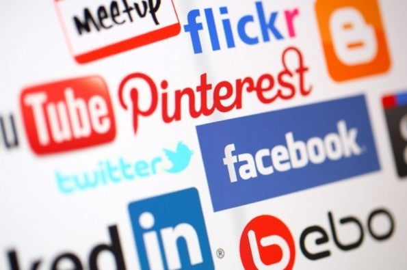 Facebook, Pinterest und LinkedIn: Verschiedene Plattformen für die Ich-Marke. (Bild: © mattjeacock - iStockphoto.com)