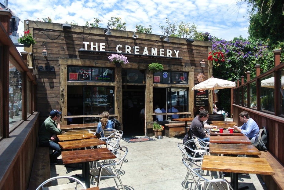 „The Creamery“ liegt direkt an der Caltrain-Station. Ein geeigneter Ort um Besucher aus dem Silicon Valley unkompliziert treffen zu können. (Bild: Andreas Weck)