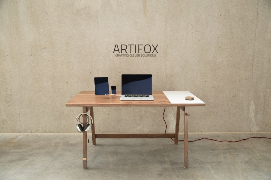 Der Artifox: Viele Möglichkeiten versteckt in einem kleinen Tisch. (Foto: Artifox)