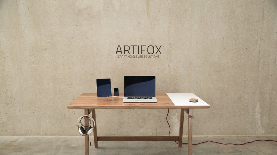 Der Artifox: Viele Möglichkeiten versteckt in einem kleinen Tisch. (Foto: Artifox)