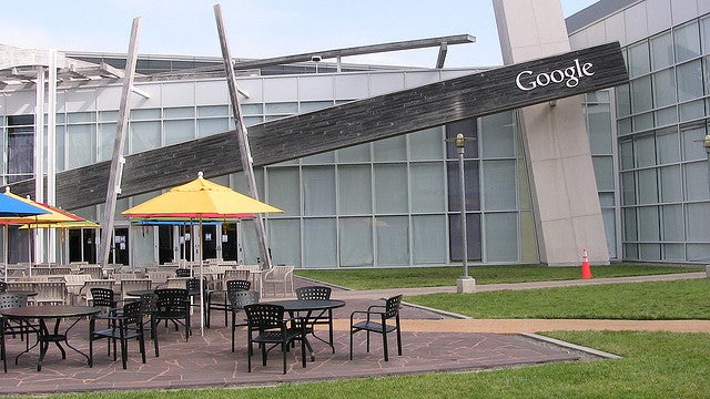 Google Headquarter in Mountain View: Hier laufen alle Stränge zusammen. (Bild: Flickr-Christian Barmala / CC-BY-2.0)