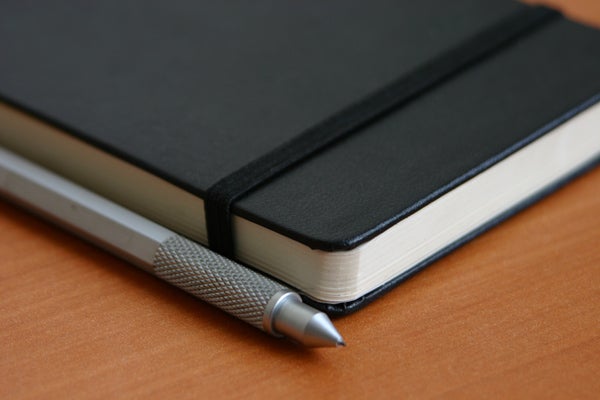 Ein Notizbuch ist für den GTD-Guru das perfekte Life-Management-Tool. (Foto: alt1040  / flickr.com, Lizenz: CC-BY-SA )