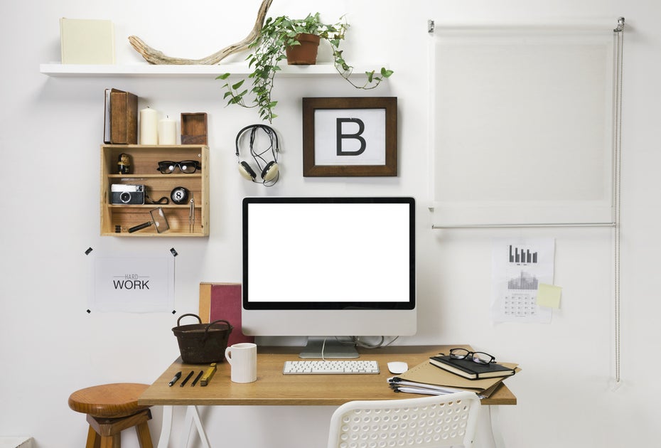 (Foto: <a href="http://www.shutterstock.com/de/pic-173449544/stock-photo-the-office-of-a-creative-entrepreneur-modern-creative-workspace.html?src=KtqQ_hzujM0QXhAj2GCcFQ-1-11&ws=1">Shutterstock</a>) homeoffice arbeitsstättenverordnung telearbeit