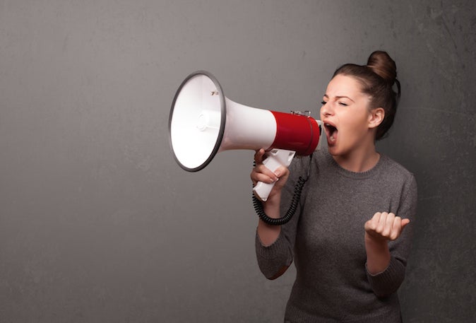 Keine klare Markenstimme zu besitzen, ist ein klarer Social-Media-Fail. (Bild: Shutterstock / ra2studio)