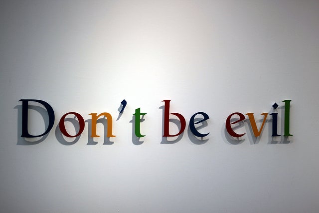 Neben „Don't be evil“ hat Google zehn offizielle Unternehmenswerte. (Foto: tangi bertin / flickr.com, Lizenz:  CC BY)