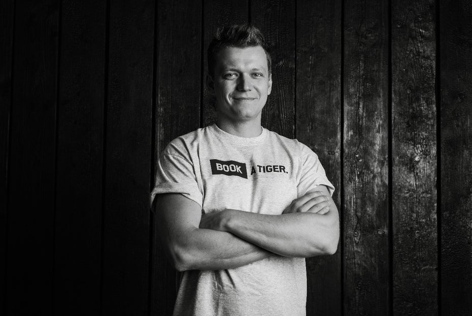 Nikita Fahrenholz ist Mitgründer von Delivery Hero und CEO von Book A Tiger. Er ist hat es in die Top 10 der besten europäischen Tech-Entrepreneure unter 30 geschafft.