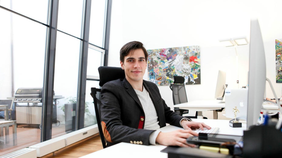 „16:50 Uhr: Die E-Mail-Lawine rollt“ – Ein Tag im Leben von OnPage-Gründer Andreas Bruckschlögl „16:50 Uhr: Die E-Mail-Lawine rollt“ – Ein Tag im Leben von OnPage-Gründer Andreas Bruckschlögl