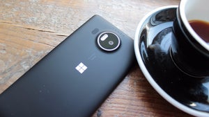 Großes Update: Microsoft verteilt Windows 10 Mobile – Lumia 920, 1020 und Co. bleiben außen vor [Update]