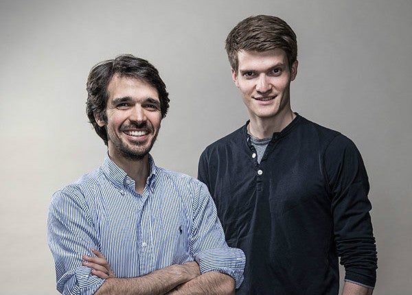 Für die Protonet-Gründer Ali Jelveh und Christopher Blum ist die Y Combinator-Förderung ein Ritterschlag. Für Seedmatch-Investoren hingegen Anlass zur Sorge. (Foto: Protonet)