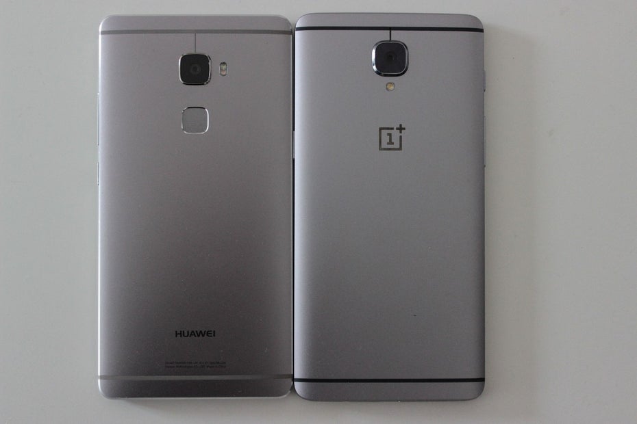 Könnten fast vom gleichen Band gelaufen sein: das Huawei Mate S und das Oneplus 3. (Foto: t3n)