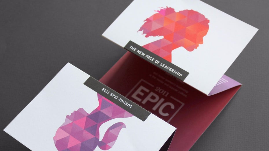 Auffaltbare Einladung für „Epic Awards“ (Foto: hyperakt.com)