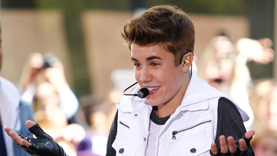 Dass Justin Bieber Affen mag, wissen Fans seit Jahren. (Bild: Debby Wong/Shutterstock) Bored Apes begeistern Musiker: Justin Bieber investiert 500 ETH in einen gelangweilten Affen