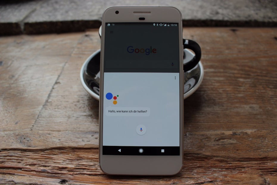 Googles Pixel und Pixel XL mit Google Assistant. (Foto: t3n)