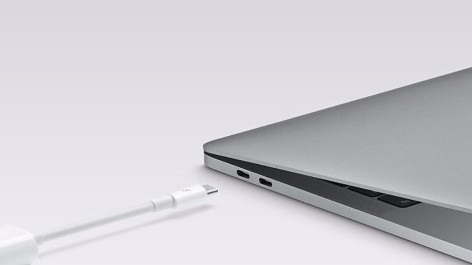 Nach dem Monterey-Update versagen viele USB-Hubs und -Adapter ihren Dienst. (Bild: Apple) macOS Monterey: Legacy-Bug kann offenbar USB-Geräte außer Gefecht setzen