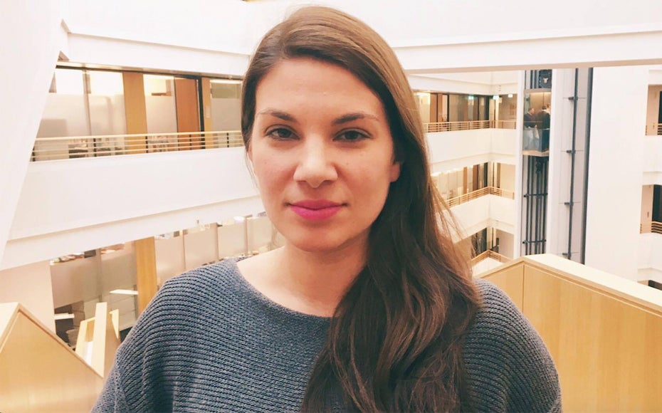 Ayla Mayer ist Social-Media-Redakteurin bei Spiegel Online. (Foto: Dennis Deuermeier)