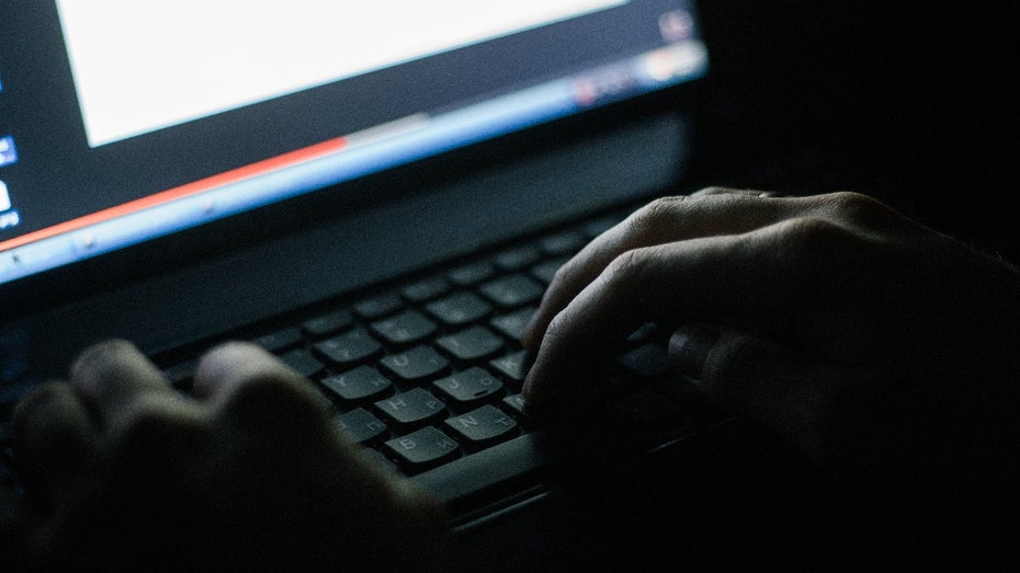 Es ist noch unklar, wer hinter dem Angriff steckt. (Dmitry Tishchenko/Shutterstock) Cyberangriff auf die Ukraine: Microsoft meldet ungewöhnliche Malware