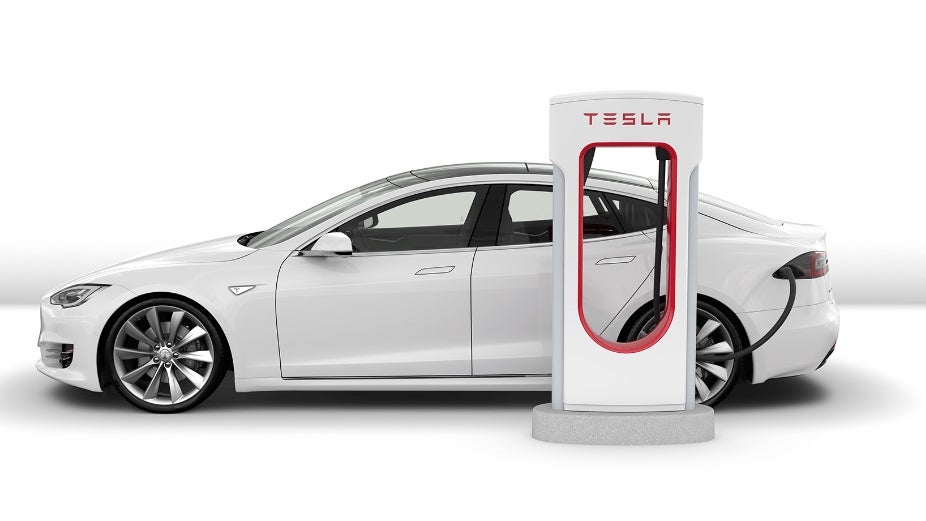 Tesla öffnet Supercharger für andere Elektroautos Tesla öffnet Supercharger für andere Elektroautos
