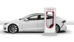Bitcoin-Mining: Dieser Tesla-Fahrer schürft mit Gratis-Strom aus dem Supercharger