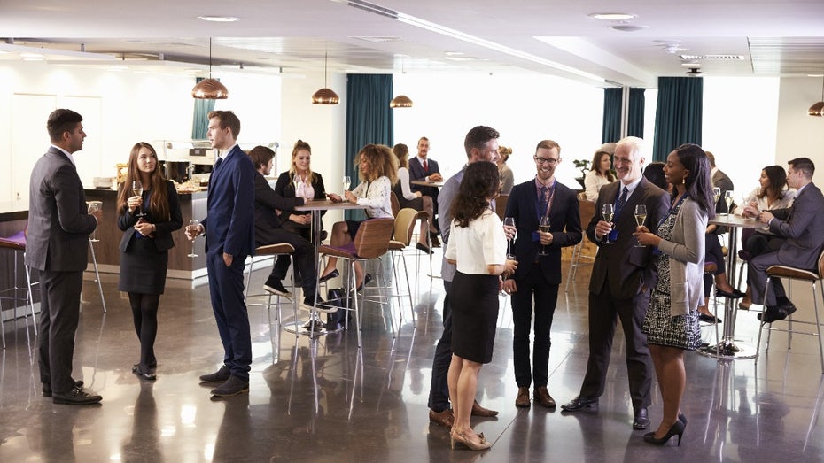 (Bild: Shutterstock / Monkey Business Images) 5 Networking-Tipps, die wirklich funktionieren