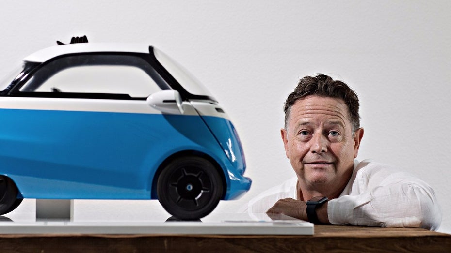 Isetta-Revival: Wim Ouboter mit dem Microlino. (Foto: Micro Mobility)