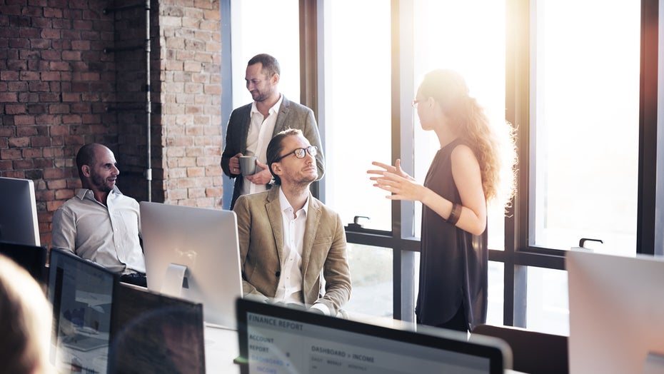 Direkte Kommunikation ist innerhalb virtueller Teams schwierig. (Bildquelle: Rawpixel.com / Shutterstock) Total.js Messenger: Diese schlanke Slack-Alternative zum Selberhosten setzt auf Node.js
