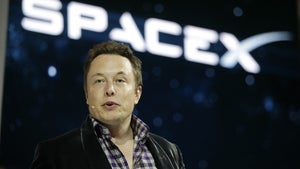 Elon Musk: Russische Spuckattacke wohl Auslöser für SpaceX-Gründung