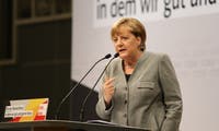 Eilantrag abgelehnt: Kanzleramt muss Merkels SMS nicht sichern