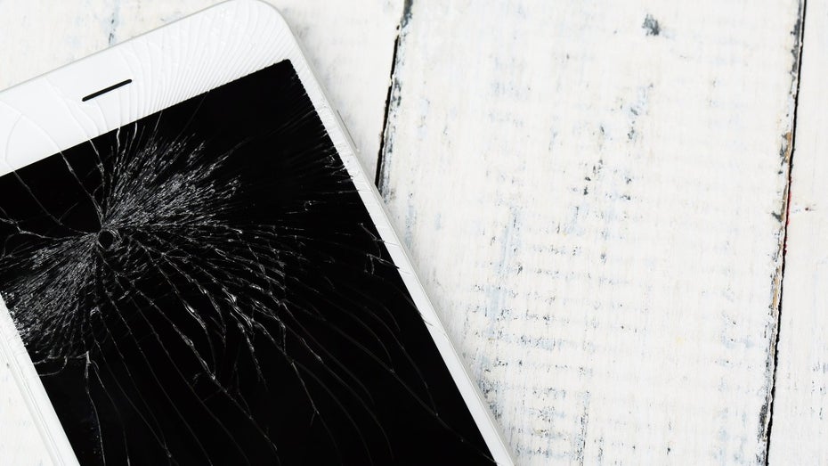 Defektes iPhone. (Foto: Shutterstock) iPhone defekt: Geleaktes Dokument zeigt, was für Apple ein Garantiefall ist – und was nicht