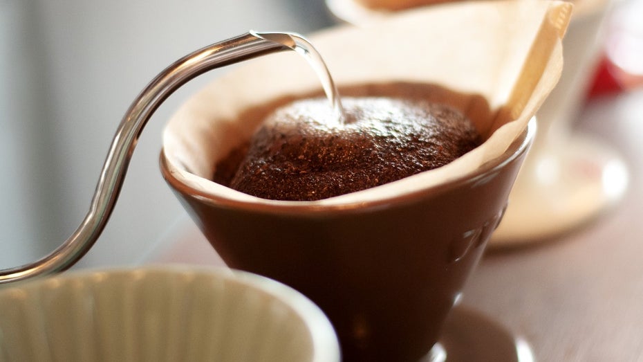 Guter Kaffee ohne Vollautomat und Siebträger – mit diesen Utensilien klappt’s Guter Kaffee ohne Vollautomat und Siebträger – mit diesen Utensilien klappt’s