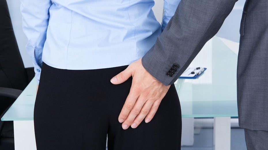 4 Dinge, die Firmen gegen sexuelle Belästigung tun können 4 Dinge, die Firmen gegen sexuelle Belästigung tun können