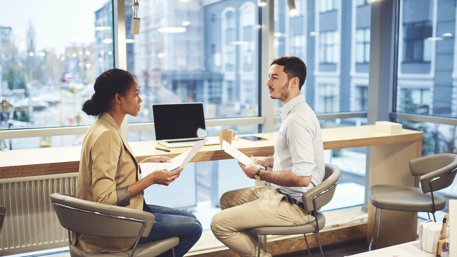 Recruiting: Wie du dafür sorgst, dass aus einem Bewerber ein loyaler Mitarbeiter wird Recruiting: Wie du dafür sorgst, dass aus einem Bewerber ein loyaler Mitarbeiter wird