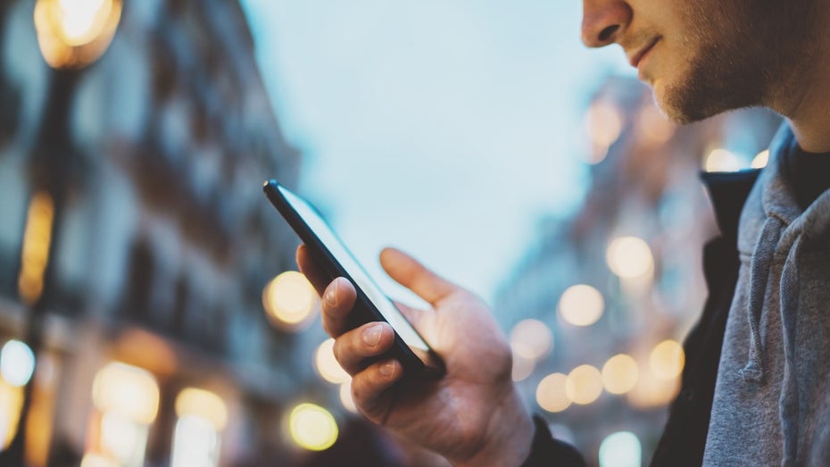 Betrugs-SMS bleiben ein ernstzunehmendes Problem. (Foto: Shutterstock) „Smishing“-Masche: Weiter massenhaft Betrugs-SMS auf Smartphones